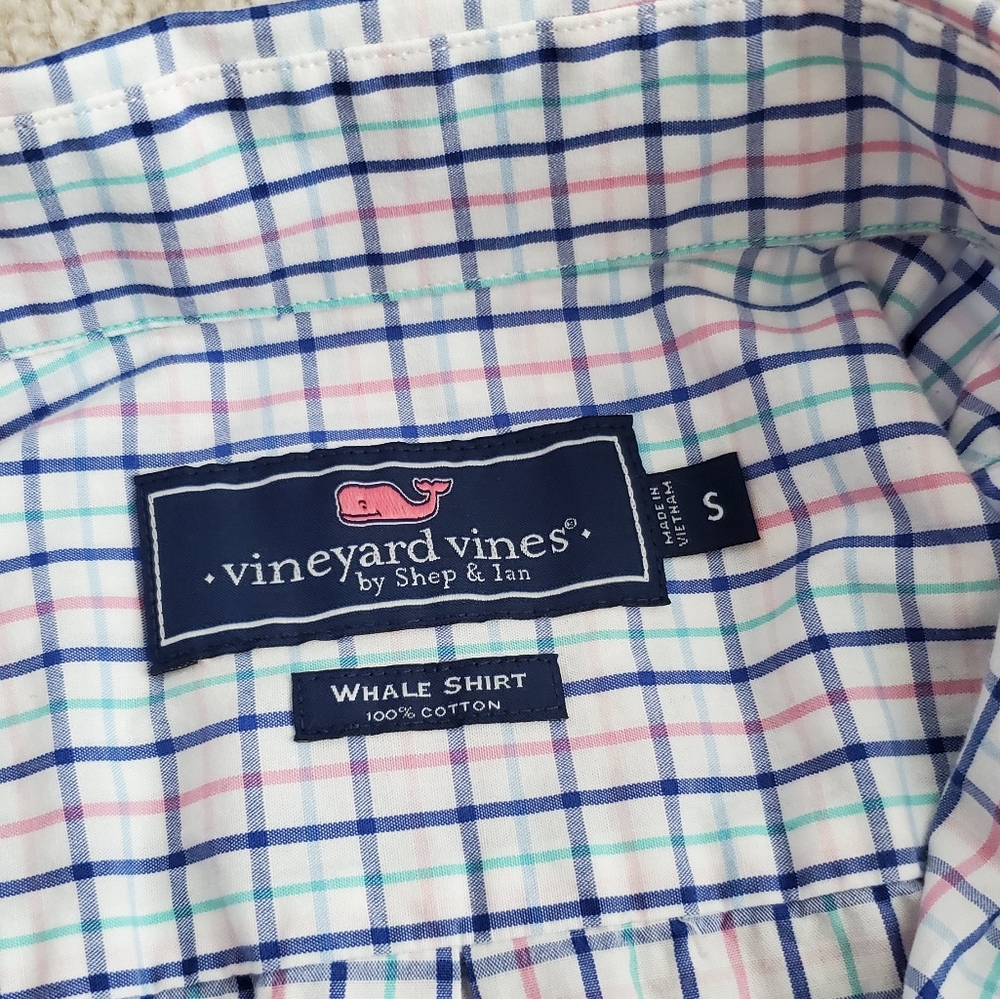 Vineyard Vines Button Down Shirt